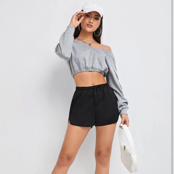 NWT. Zaful V Neck Cropped Sweater. - Picture 3 of 9